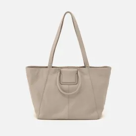 Sheila East-West Tote in Pebbled Leather - Taupe